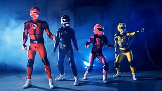 Power rangers xxx chế với diễn viên phim phản nghịch Abigail Mac