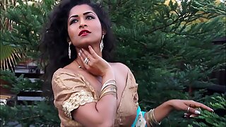 Desi bhabi maya rati dalam lagu hindi - maya